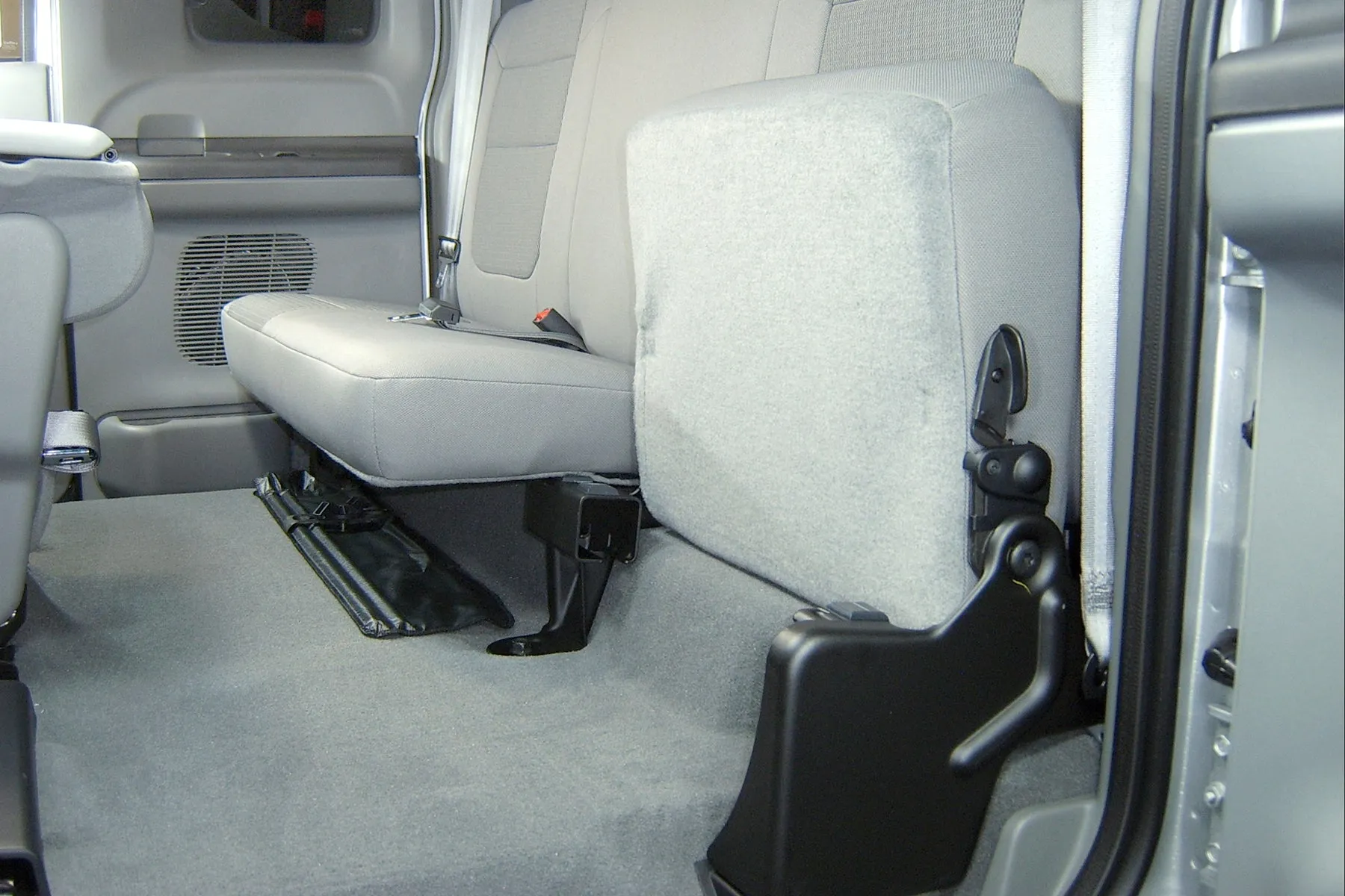 DU-HA 20016 DU-HA 20016 Underseat Storage / Gun Case - Tan